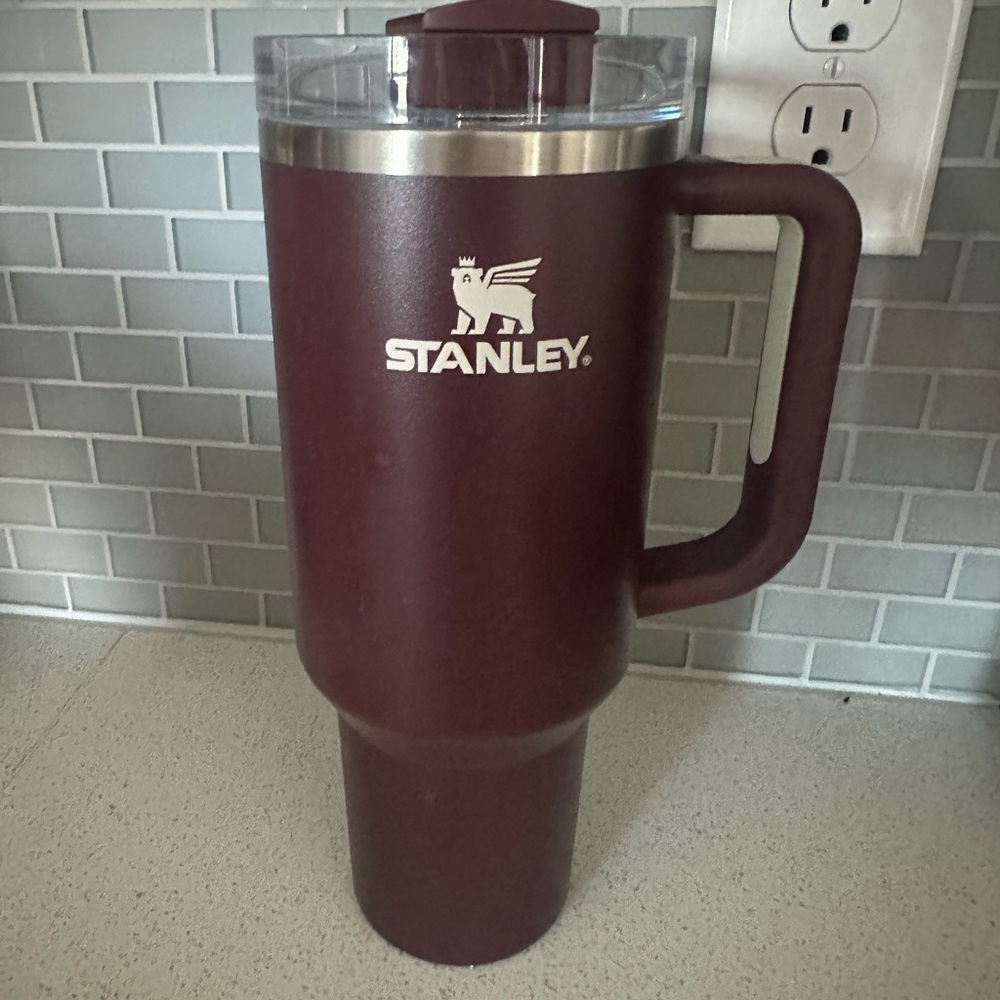 Stanley Burgundy Tumbler 40 oz